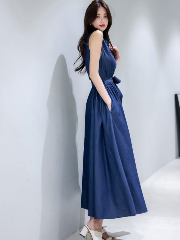 Elegant and Chic Sleeveless Denim Maxi Dress with Stand-up Collar and Swing Dress, Fashionable Dress - Image 2