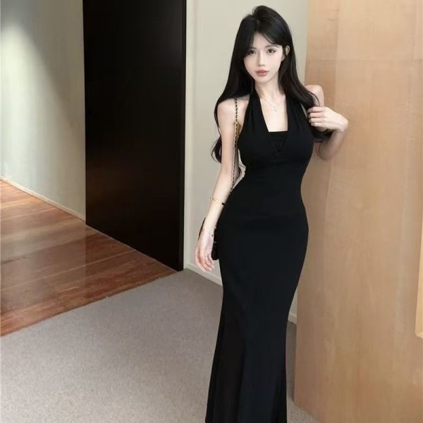 Sexy Purple Hanging Neck Strap Dress Women's Backless Dress Stepmother Slim fit Bodycon Long Skirt Formal wear - Image 2